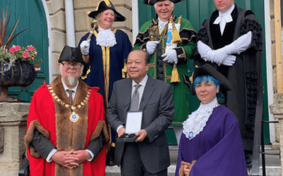 El Concejo de Glastonbury, Reino Unido, premia a Prem Rawat
